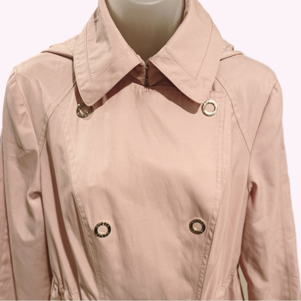 Guess | Blush Pink Double-Breasted Trench Jacket | Lightweight City Chic - Picture 4 of 15